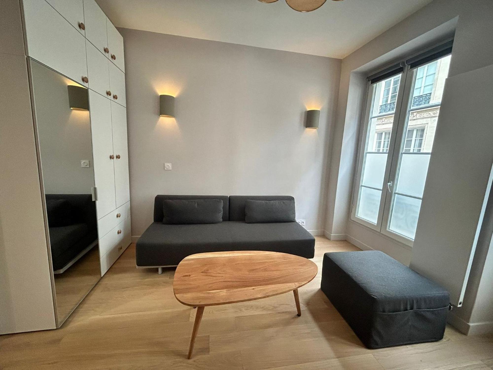 Enghien - New Fully Furnished Appartement Paris
