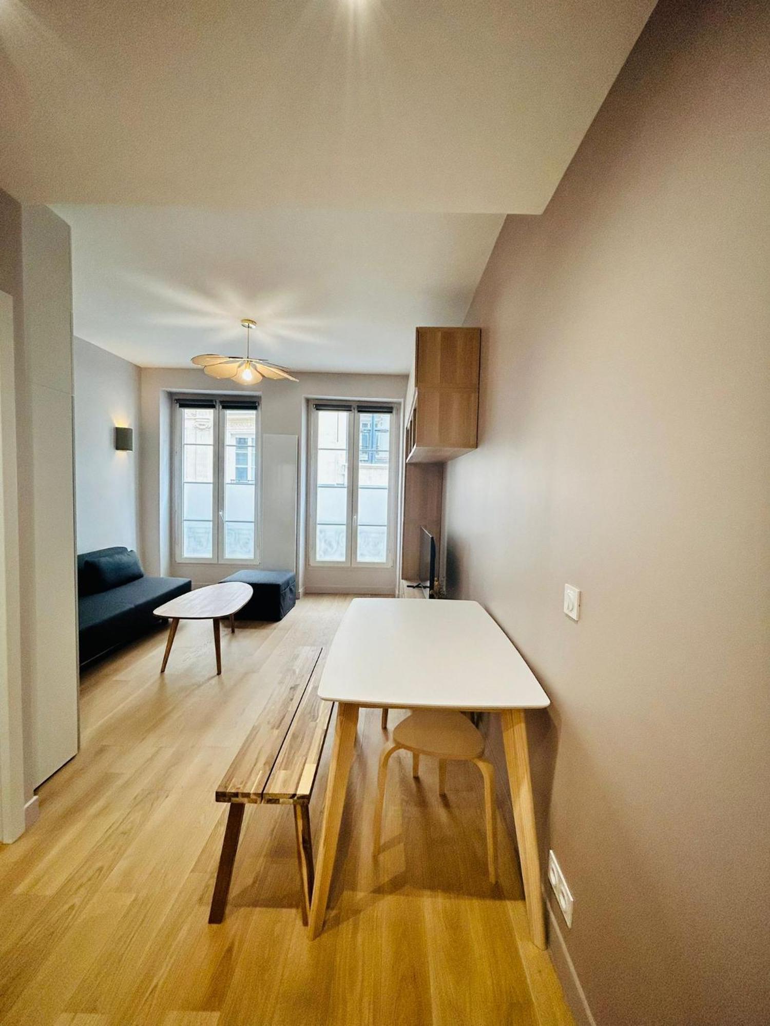 Enghien - New Fully Furnished *