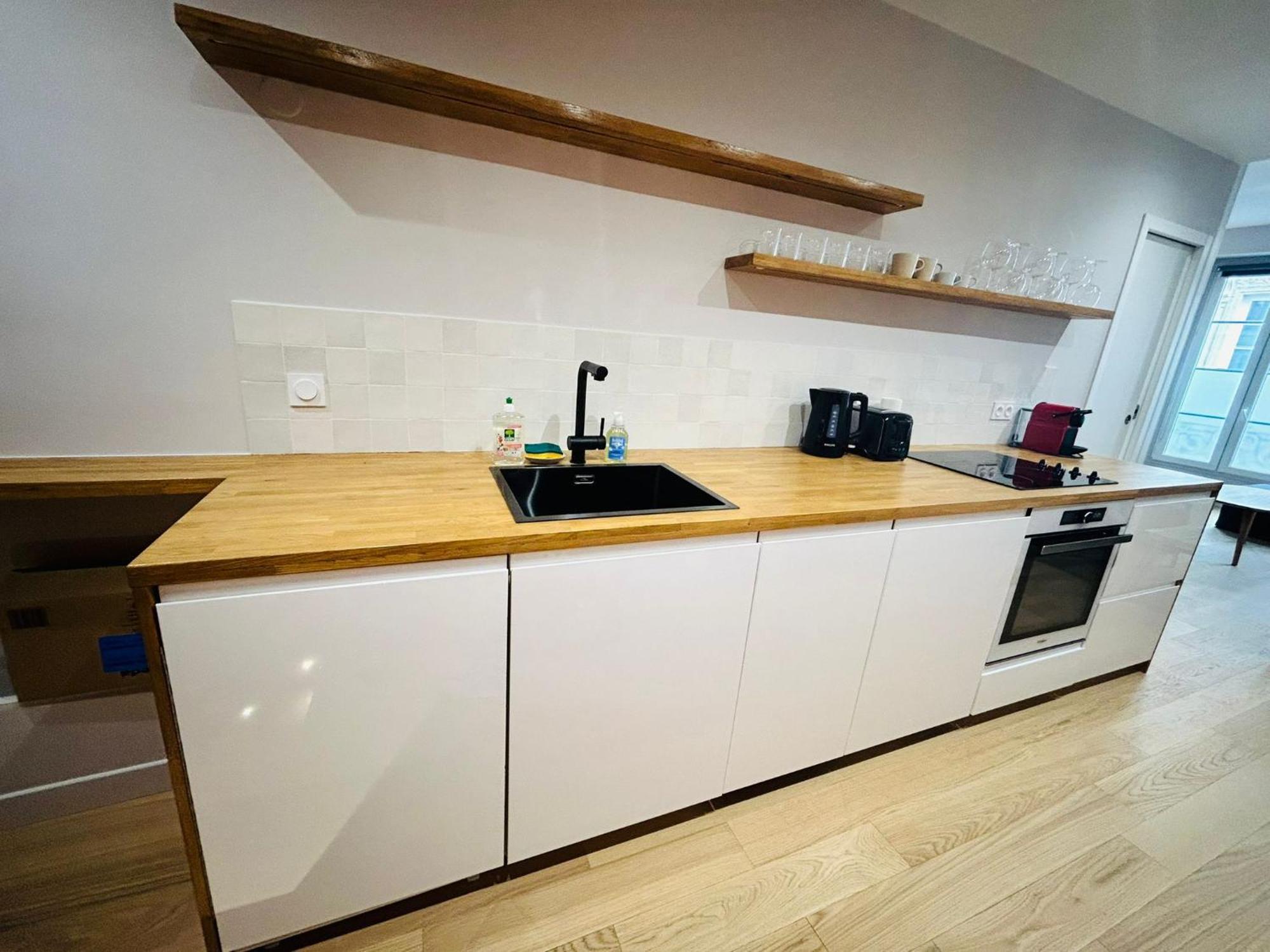 Enghien - New Fully Furnished Apartment Paris