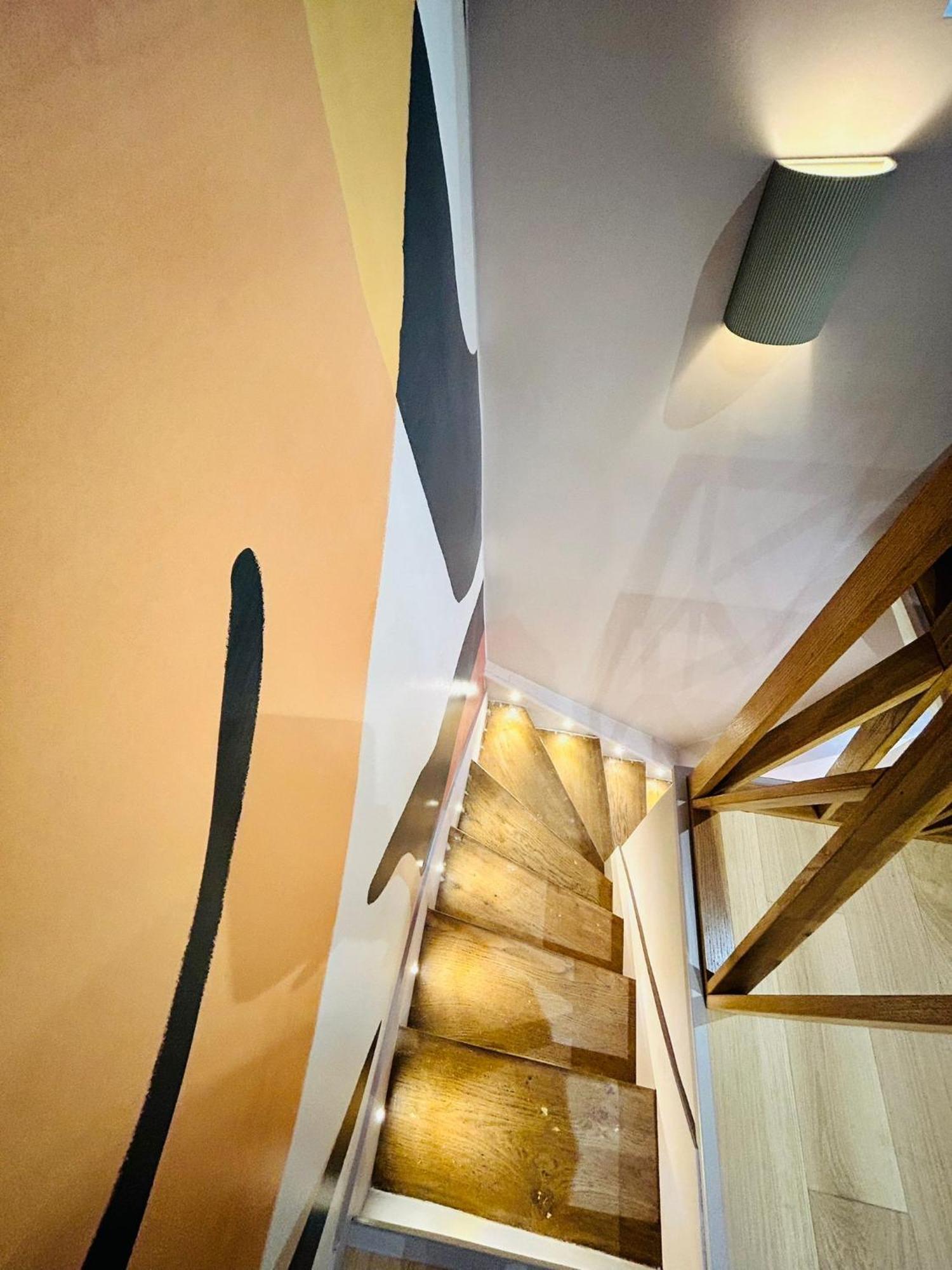Enghien - New Fully Furnished Apartment