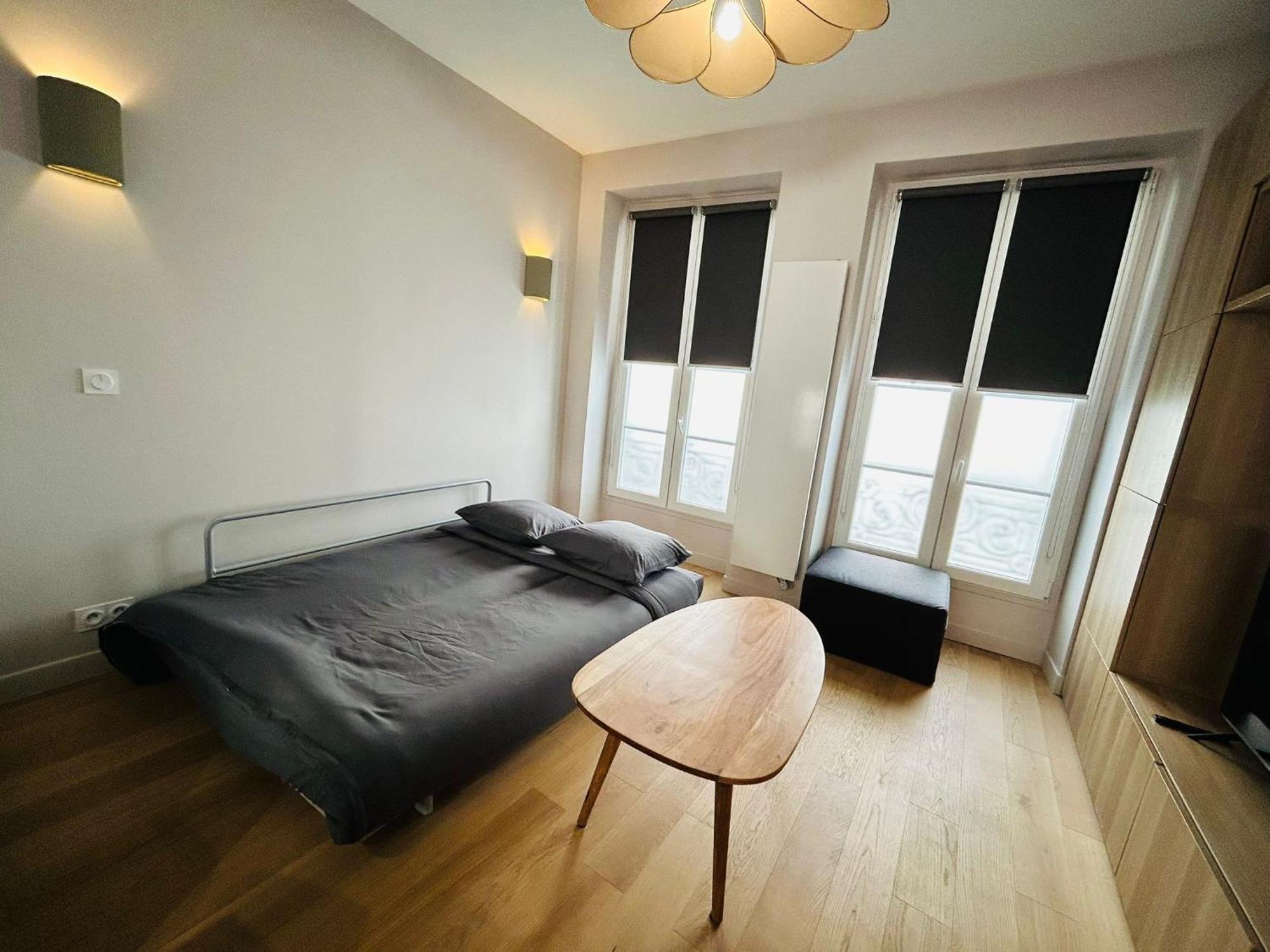 Enghien - New Fully Furnished Appartement Paris